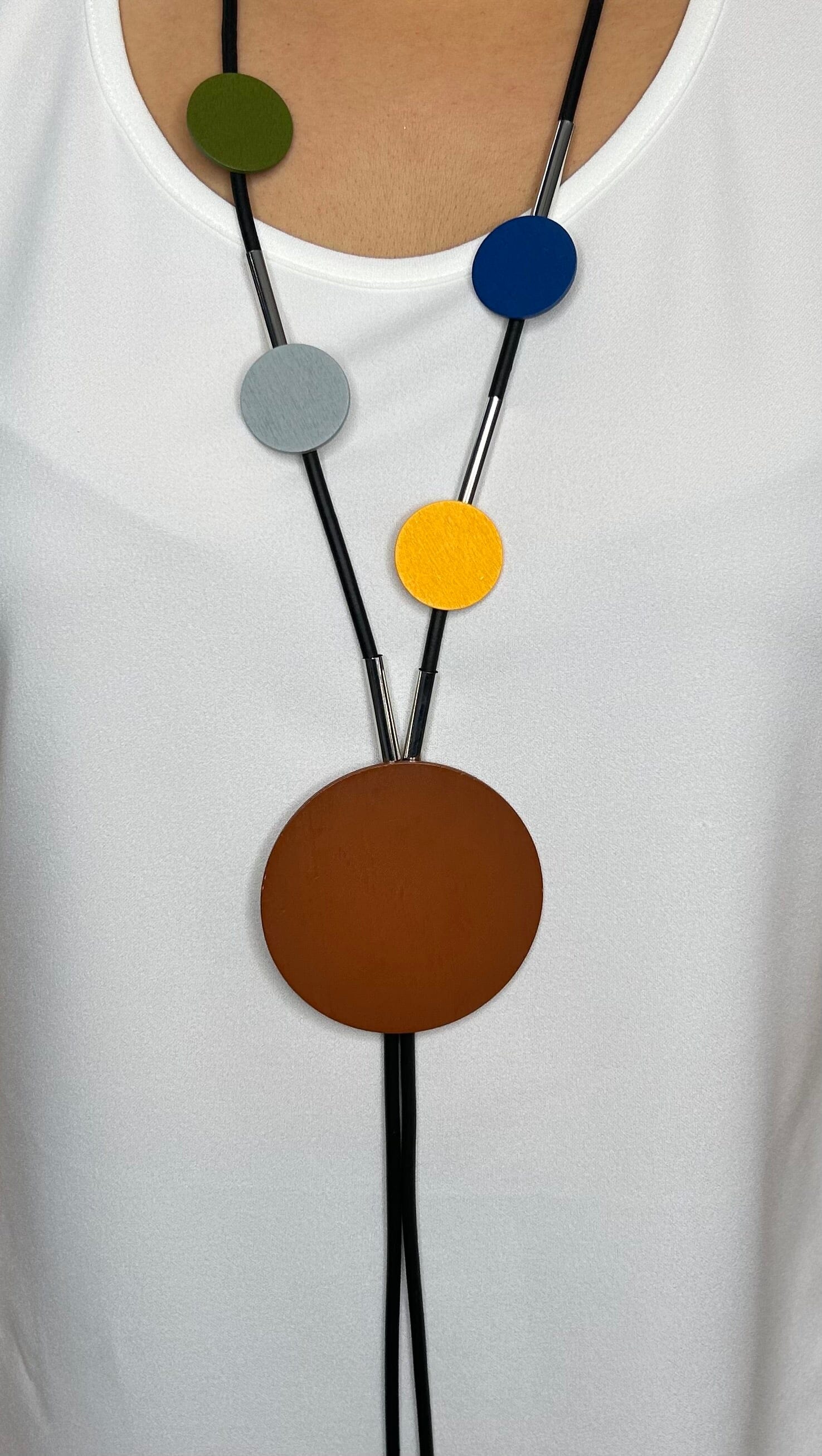 Brown Circle Pendant Necklace Accessories Elmay Boutique 